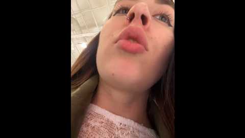 holly_play @ stripchat on 20241025