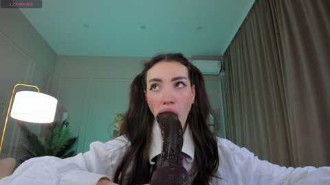 kriss_babe @ stripchat on 20241025