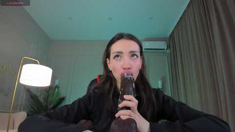 kriss_babe @ stripchat on 20241025