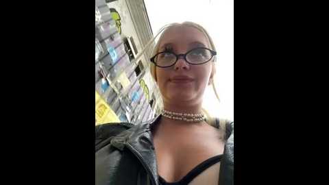 milkyy_wway @ stripchat on 20241025