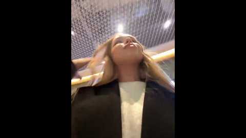 mur_girl @ stripchat on 20241025