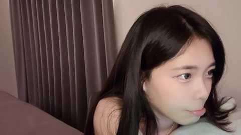 qaz42799 @ stripchat on 20241025