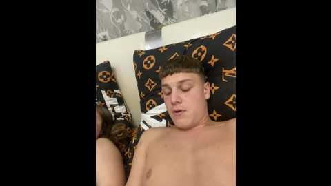 qwerty1alinta05 @ stripchat on 20241025