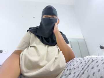 submissive_arab