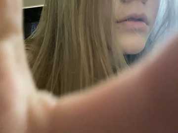 foxy_ana13 @ stripchat on 20241026