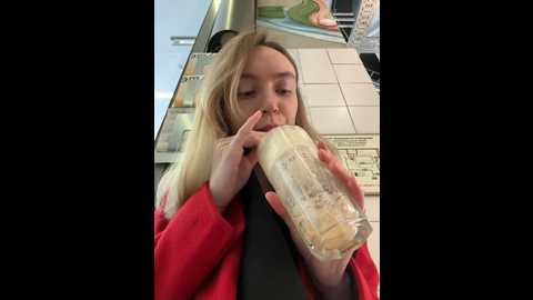 miss_elfie @ stripchat on 20241026