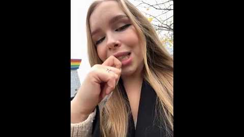 mur_girl @ stripchat on 20241026
