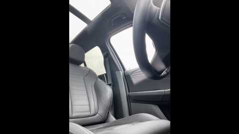 dorideluxe66 @ stripchat on 20241027