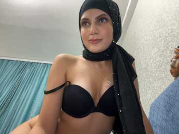 gumusguray @ stripchat on 20241027