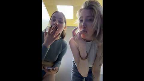 littlebitchess @ stripchat on 20241027
