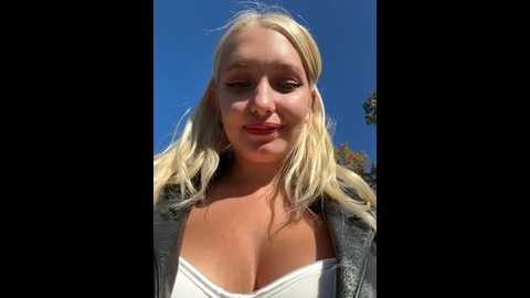 milkyy_wway @ stripchat on 20241027