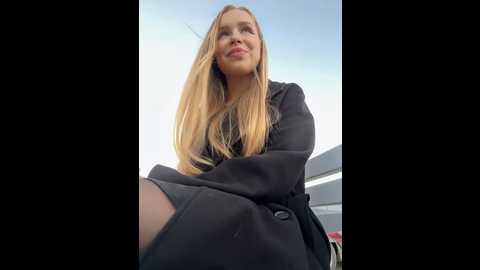 mur_girl @ stripchat on 20241027