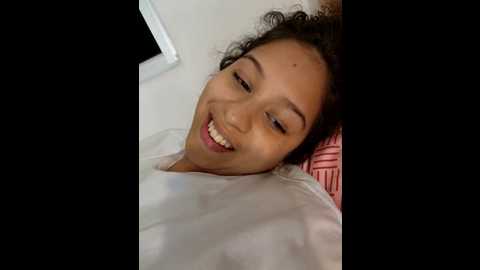 shara_dreams @ stripchat on 20241027