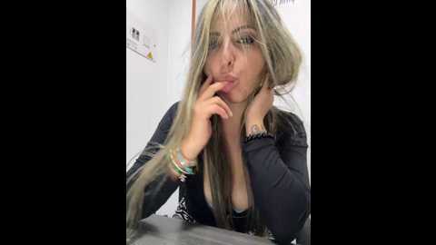 _abril_office1 @ stripchat on 20241028