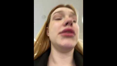 honey___hot @ stripchat on 20241028