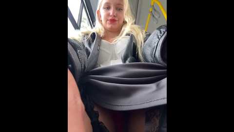 milkyy_wway @ stripchat on 20241028