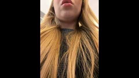 mur_girl @ stripchat on 20241028