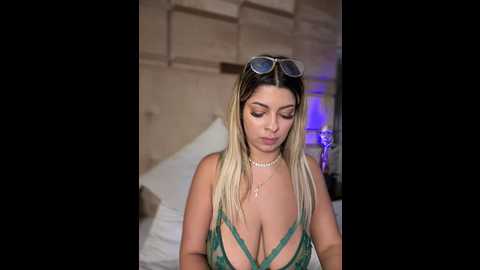 yaramoon_ @ stripchat on 20241028