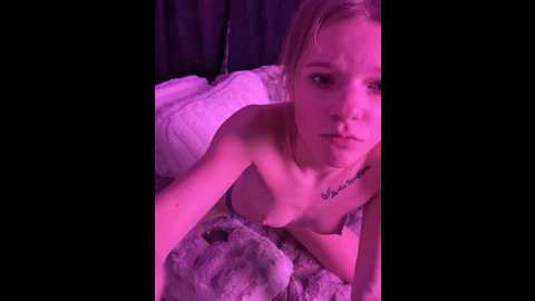 foxy_ana13 @ stripchat on 20241029