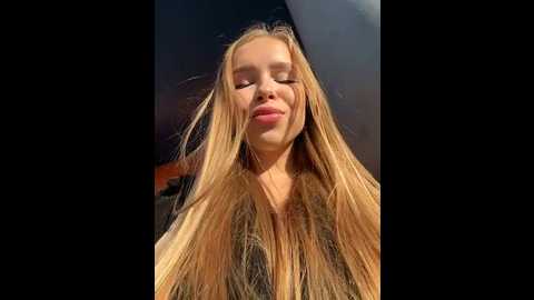 mur_girl @ stripchat on 20241029