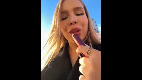 mur_girl @ stripchat on 20241029