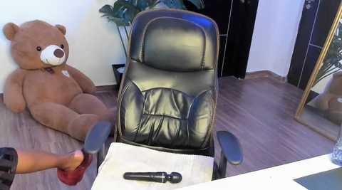 pretty_brownskin @ stripchat on 20241029