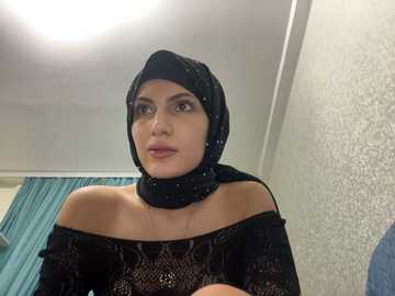 gumusguray @ stripchat on 20241030