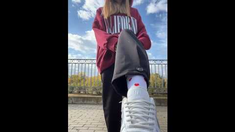 aniemiller @ stripchat on 20241031
