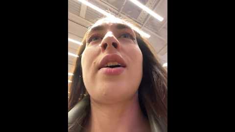 holly_play @ stripchat on 20241031