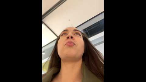 holly_play @ stripchat on 20241031