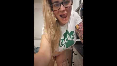 hollytattoo @ stripchat on 20241031