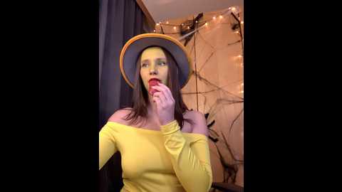 hotcaramellstv @ stripchat on 20241031