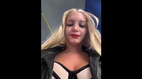 milkyy_wway @ stripchat on 20241031