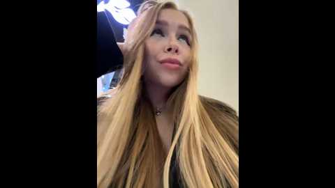 mur_girl @ stripchat on 20241031