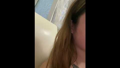 qwerty1alinta05 @ stripchat on 20241031