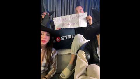 rollinggirls @ stripchat on 20241031