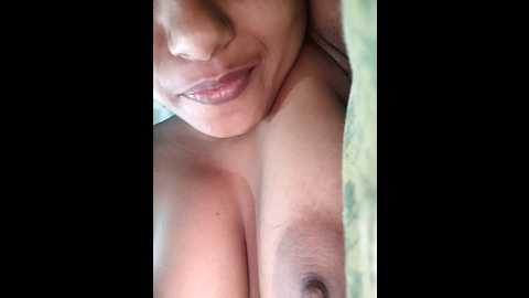 sexyindi_couple @ stripchat on 20241031