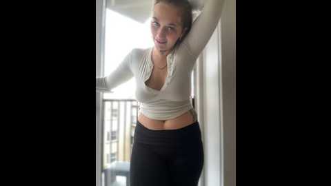 chloetease @ stripchat on 20241101