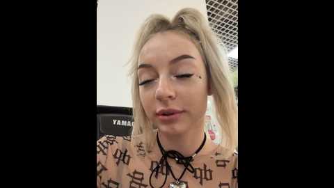 melissa_grr @ stripchat on 20241101