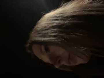 miia_lynn @ stripchat on 20241101