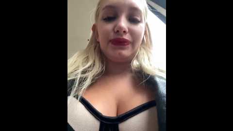 milkyy_wway @ stripchat on 20241101