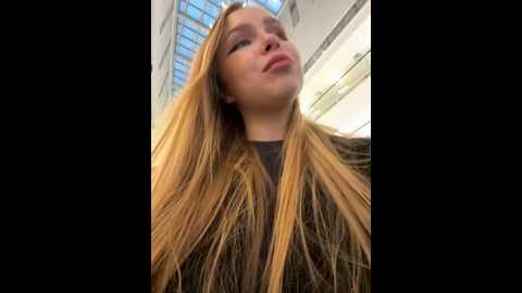 mur_girl @ stripchat on 20241101