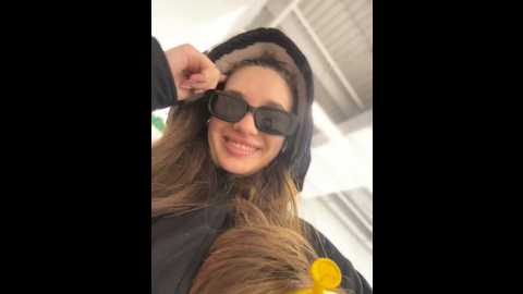 holly_molii @ stripchat on 20241102