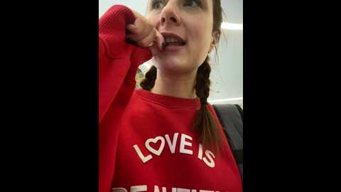 dina_tease @ stripchat on 20241103