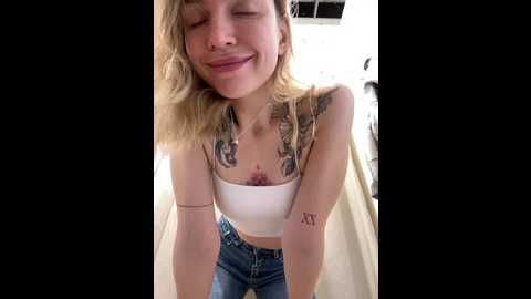 miss_elfie @ stripchat on 20241103
