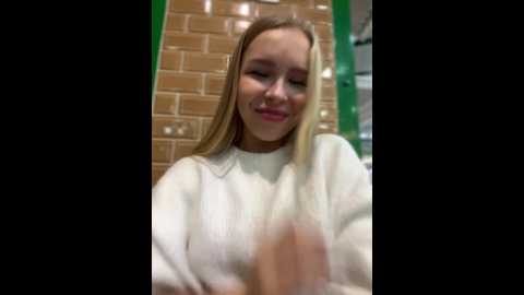 mur_girl @ stripchat on 20241103