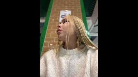 mur_girl @ stripchat on 20241103