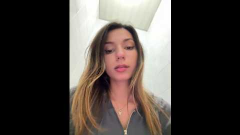 _miaqueen_ @ stripchat on 20241104