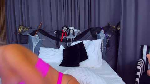 awww_ella @ stripchat on 20241104