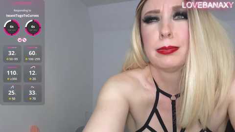love_banaxy @ stripchat on 20241104